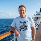 Boats & Hoes Front Only Tee – Cruising – Hoes Clothes